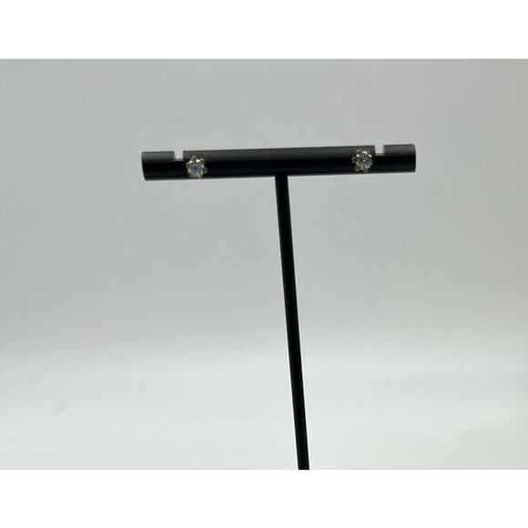 14k Yellow Gold and Blue Spinel Stud Earrings 3mm .43g - Picture 2 of 14